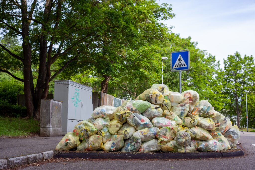 Street Sweeping services in the San Jose, California region - Photo of Trash Pile